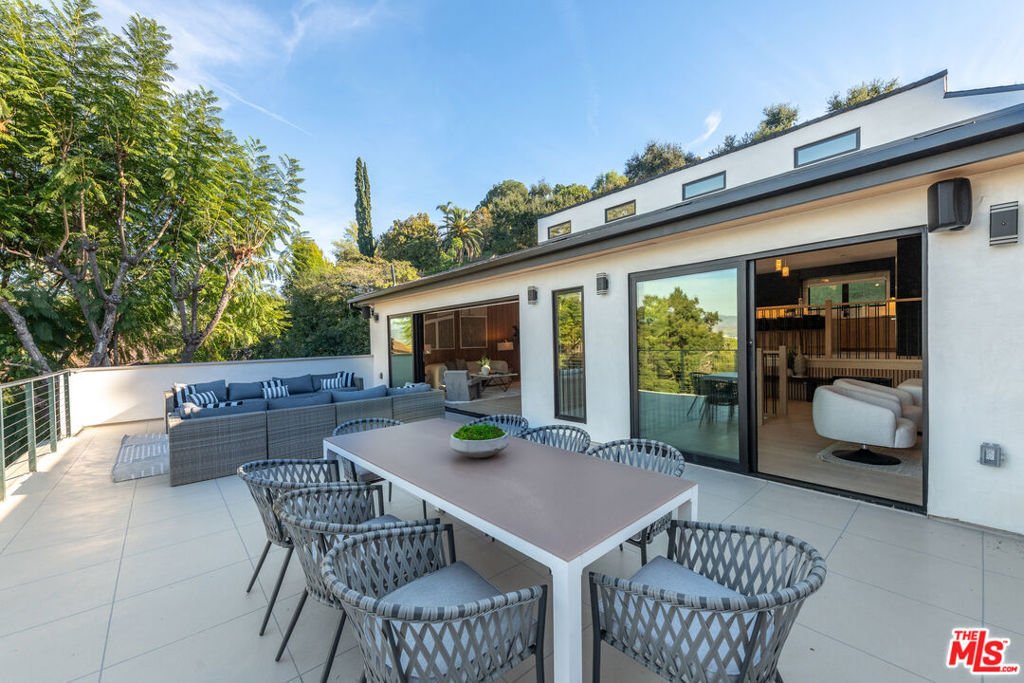 House in Los Angeles, California, United States 3 - 17297377