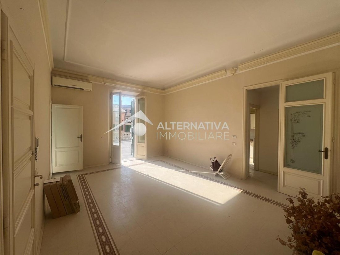Apartment in Historic Center, Viareggio, Tuscany 5 - 17294106