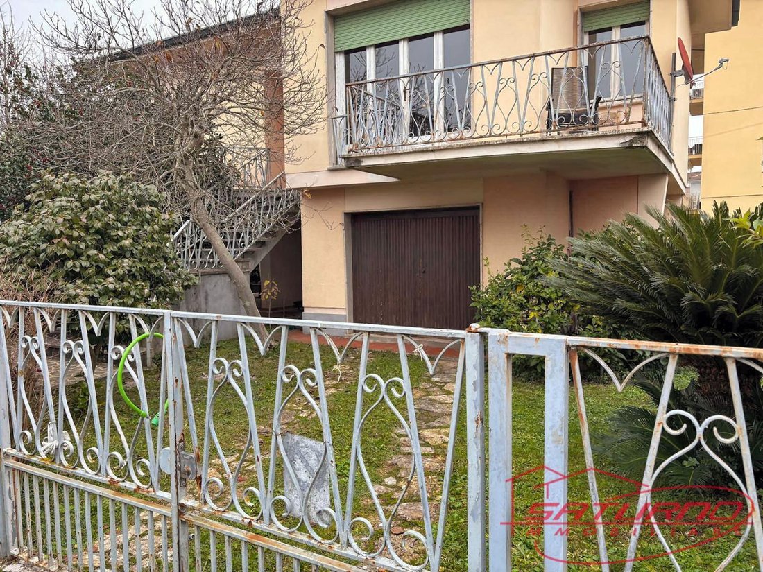 Villa in Sant'Anna, Lucca, Italy 1 - 15921328