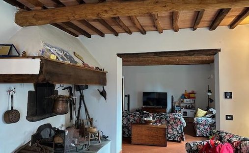 Center, Vinci, Tuscany 1