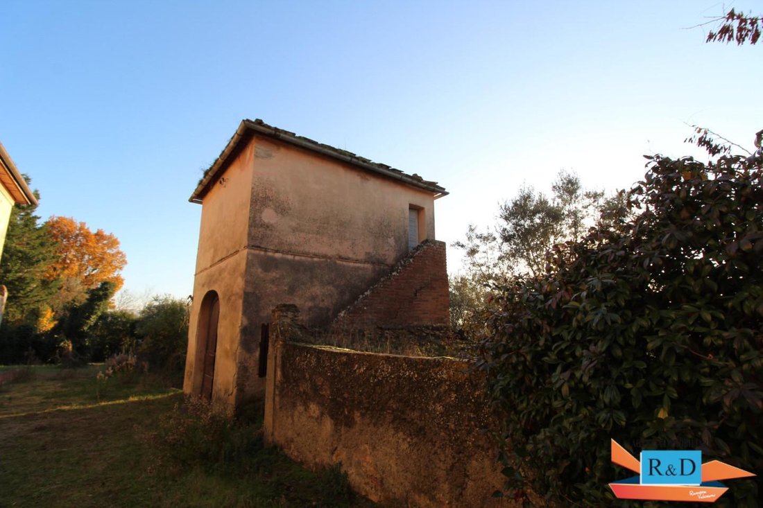 Villa in Poggibonsi, Tuscany, Italy 2 - 17294506