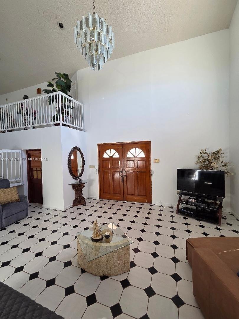 House in Hialeah, Florida, United States 2 - 17296289
