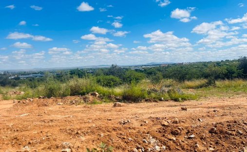 Land in Johannesburg, Gauteng, South Africa 1