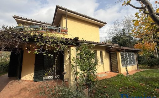 Casa a Romagnano, Massa, Toscana 1