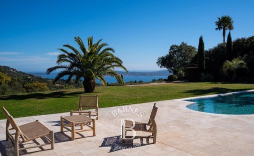 Haus in Grimaud, Provence-Alpes-Côte d'Azur, Frankreich 1