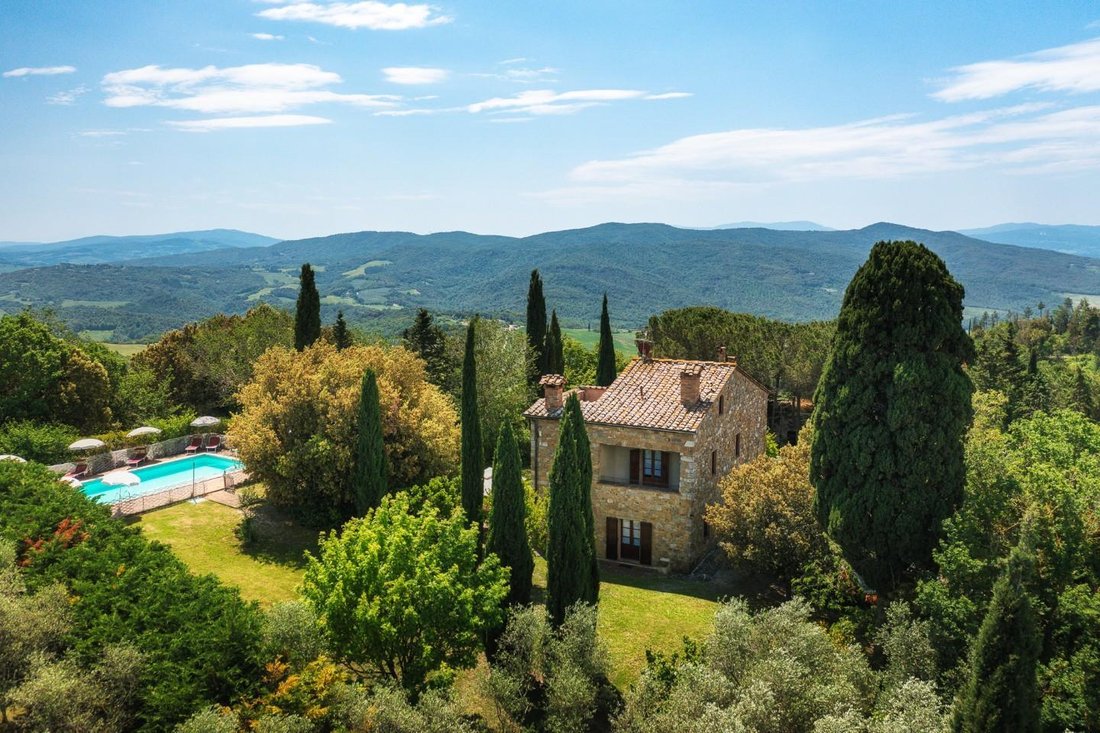 Villa in Volterra, Tuscany, Italy 1 - 17294941