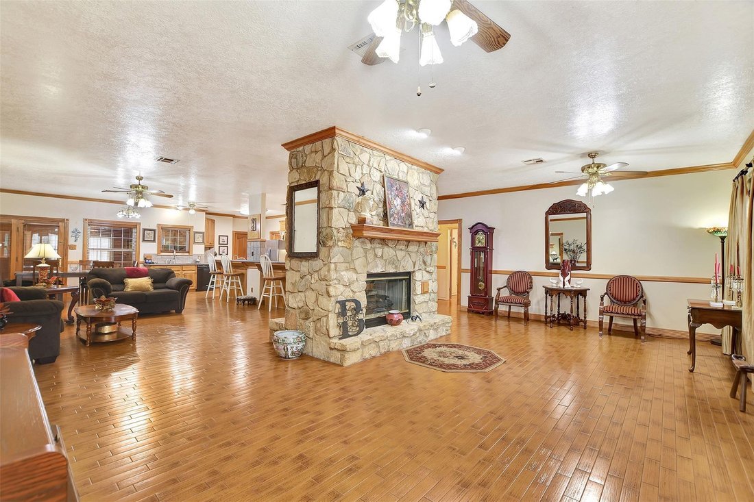 Maison à Navasota, Texas, États-Unis 1 - 17293030