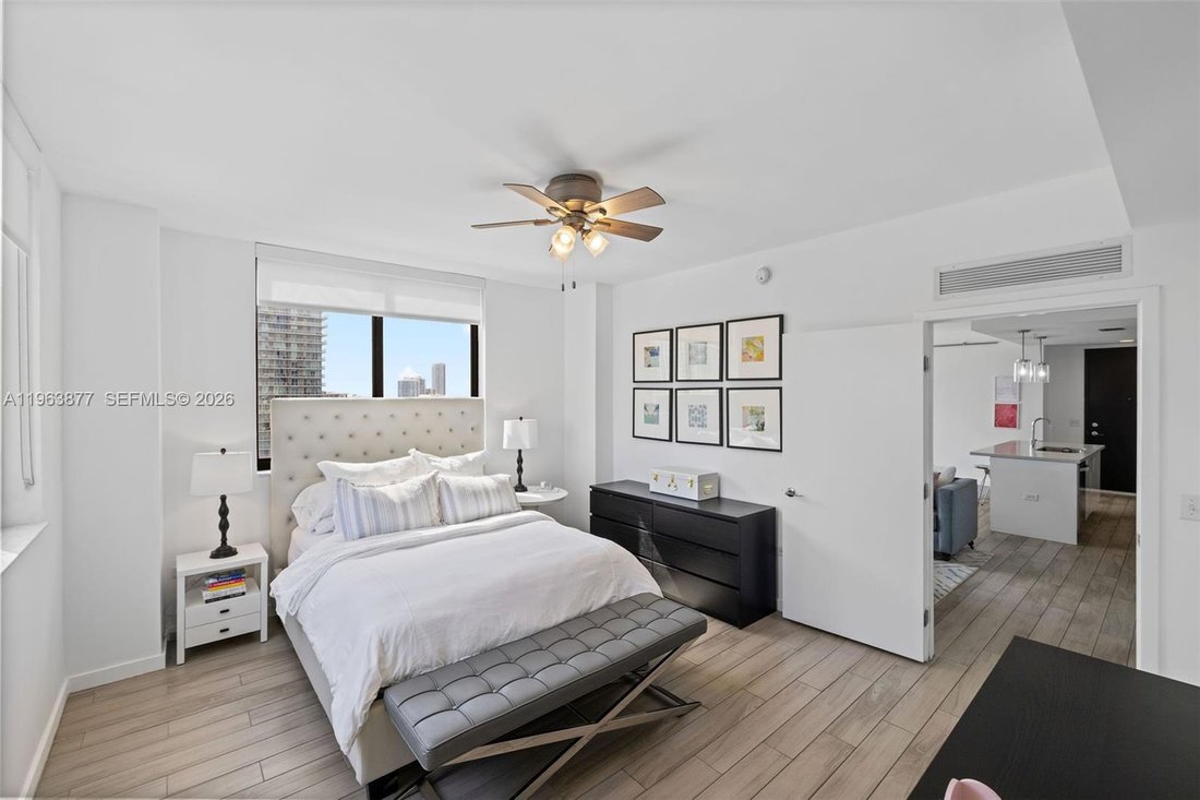 Condo in Miami, Florida, United States 4 - 17297213