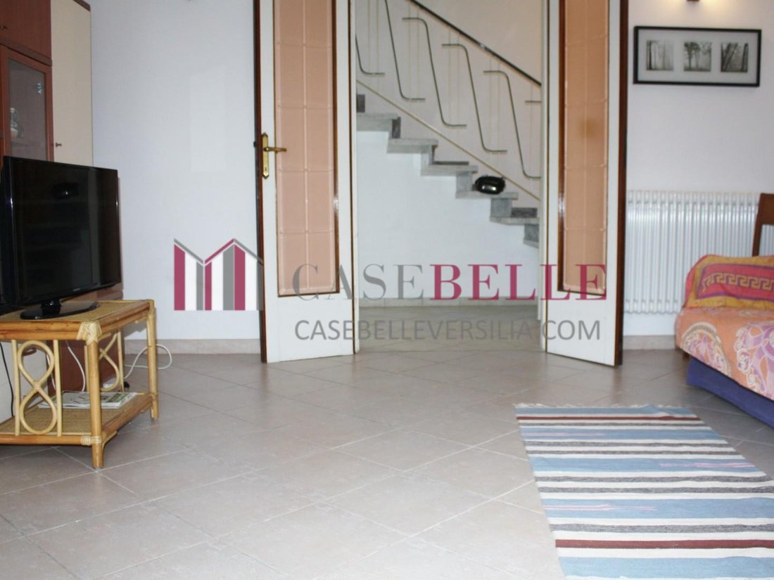Country House in Lido di Camaiore, Camaiore, Tuscany 1 - 12569639