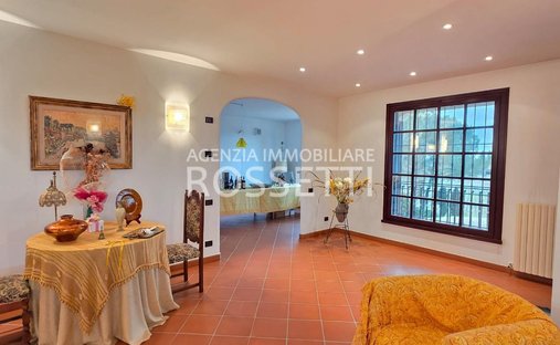 Villa in Center, Cerreto Guidi, Tuscany 1