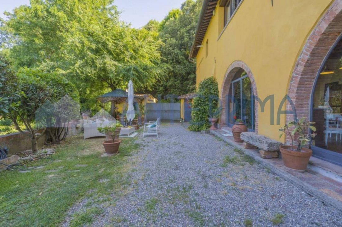 Villa in Casciana Terme Lari, Tuscany, Italy 4 - 17294276