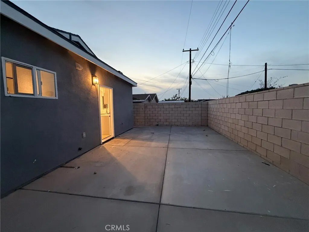 Condo in Santa Ana, California, United States 2 - 17293571