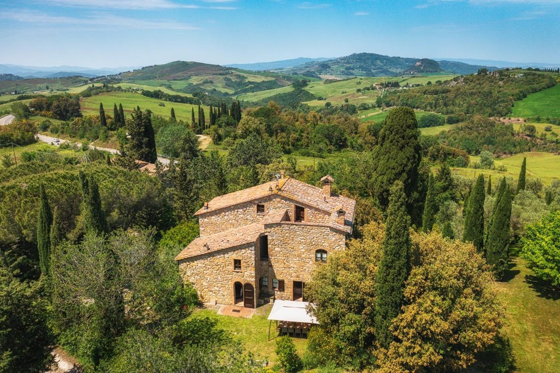 Villa in Volterra, Tuscany, Italy 4 - 17294941
