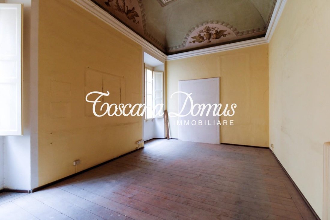 Apartment in Historic Center, Siena, Tuscany 1 - 17294077