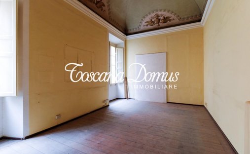 Apartment in Historic Center, Siena, Tuscany 1
