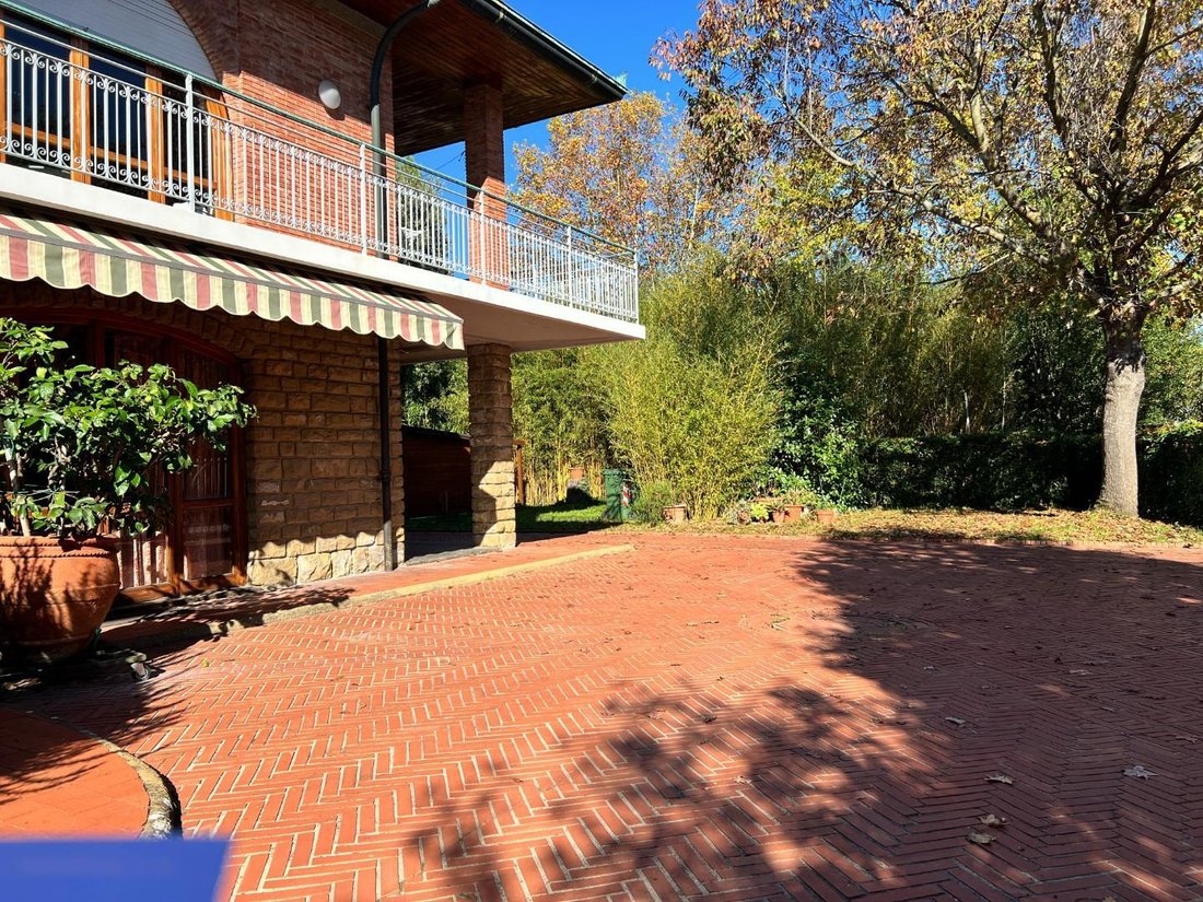 Villa in Badia Pozzeveri-Le Corti, Altopascio, Tuscany 2 - 17296337