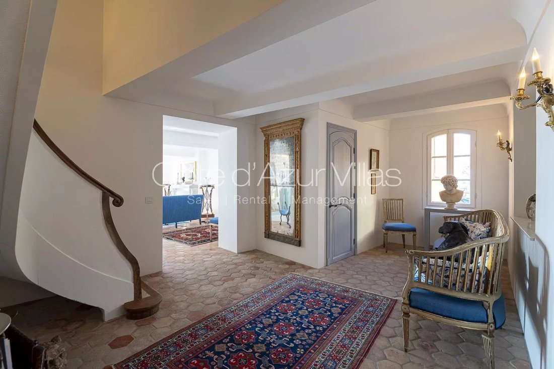 House in Châteauneuf-Grasse, Provence-Alpes-Côte d'Azur, France 3 - 17295241