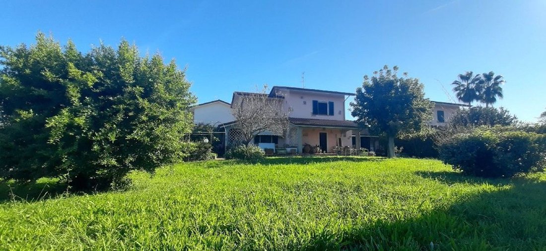 Villa in Lido di Camaiore, Camaiore, Tuscany 3 - 17294981