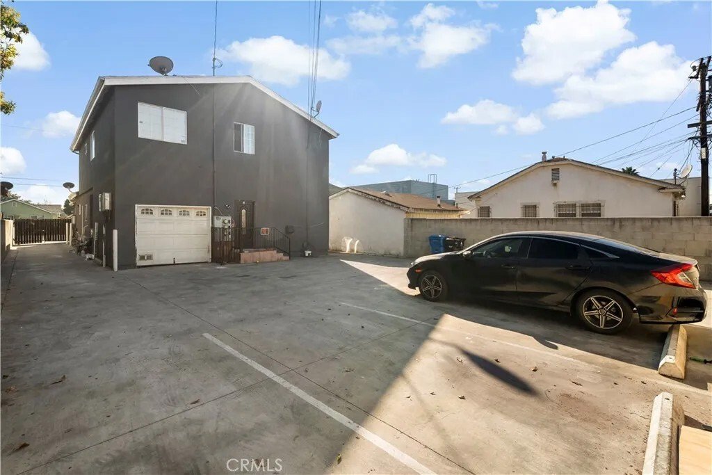 Condo in Los Angeles, California, United States 5 - 16996771