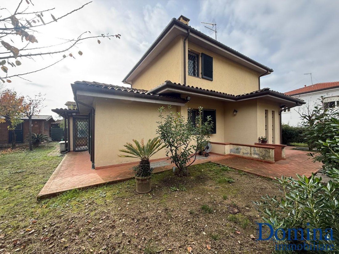 House in Romagnano, Massa, Tuscany 3 - 17294413