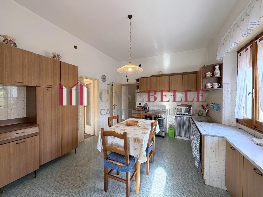House in Seravezza, Tuscany, Italy 2 - 17294597