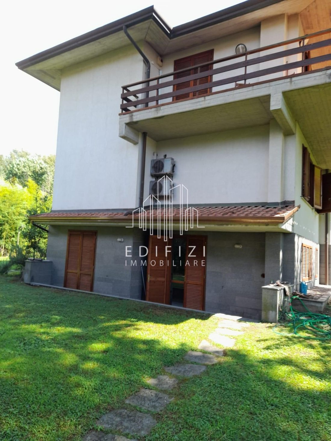 Villa in Ronchi, Massa, Italy 3 - 17294518