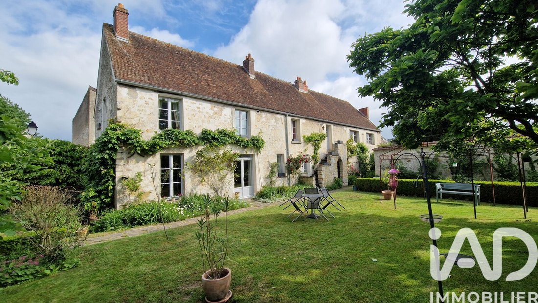 House in Marines, Ile-de-France, France 1 - 17297276