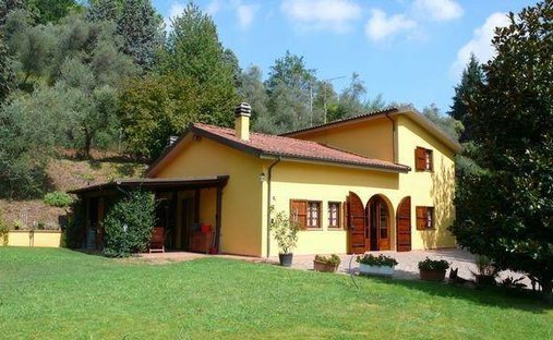 Villa in San Macario In Piano, Lucca, Tuscany 1