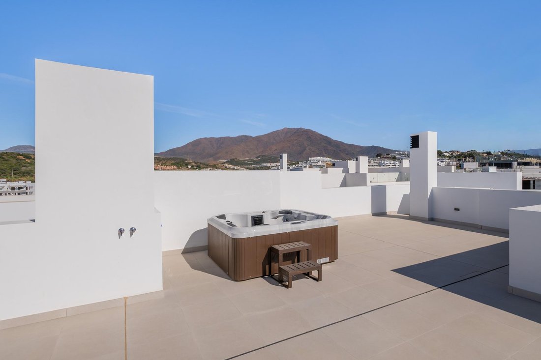 Apartment in Estepona, Andalusia, Spain 3 - 16023889