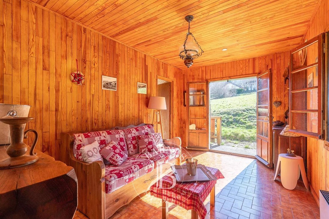 Chalet in Bons-en-Chablais, Auvergne-Rhône-Alpes, France 4 - 17294530