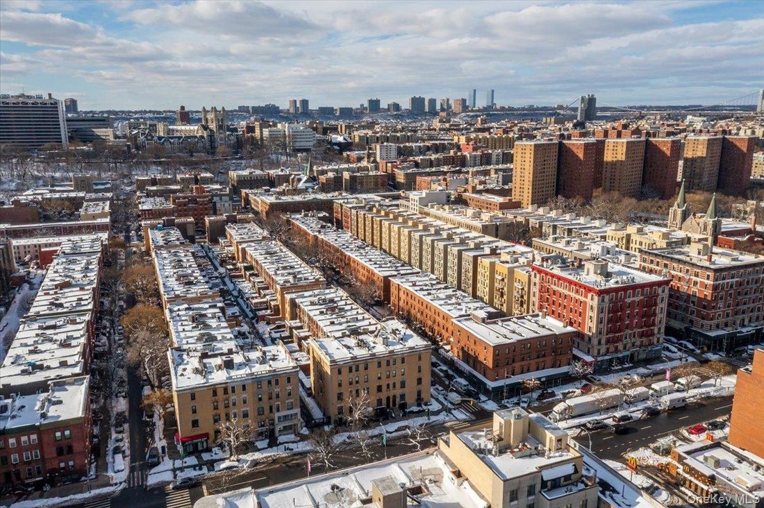 House in New York, New York, United States 3 - 17296246