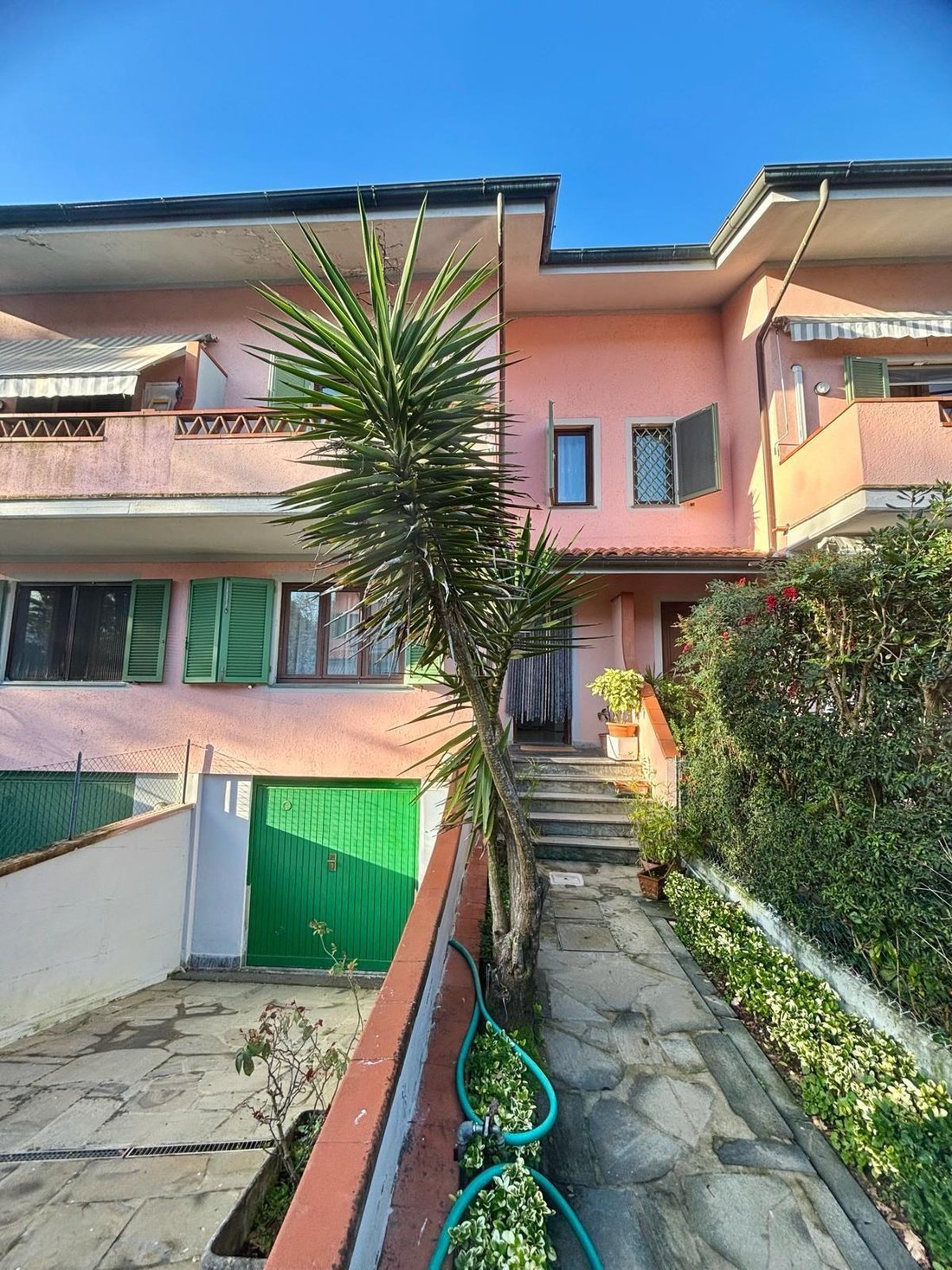 Country House in Vittoria Apuana, Forte dei Marmi, Tuscany 2 - 17294786