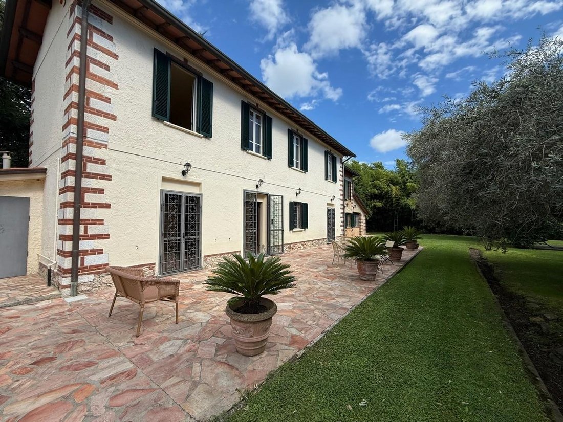Country House in Pietrasanta, Tuscany, Italy 5 - 17294578