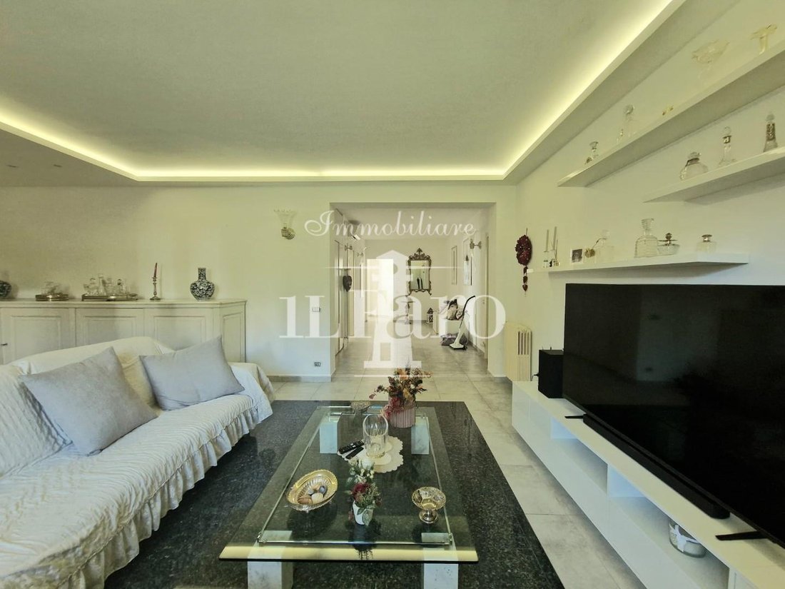 House in Center, Campi Bisenzio, Tuscany 1 - 17294921