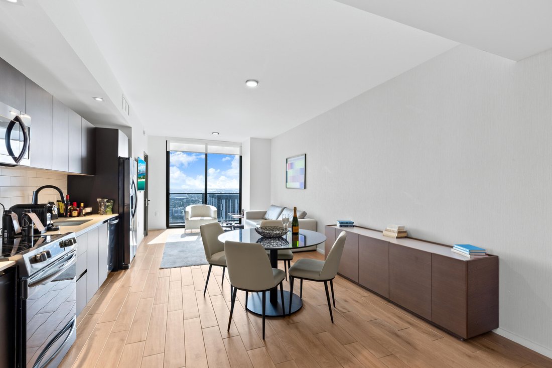 Condo in Miami, Florida, United States 3 - 17297155