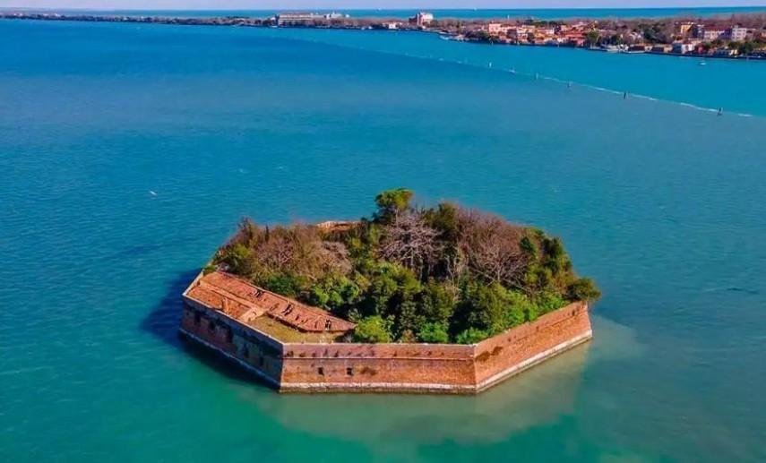 Villa in Cannaregio, Venice, Italy 3 - 17294819