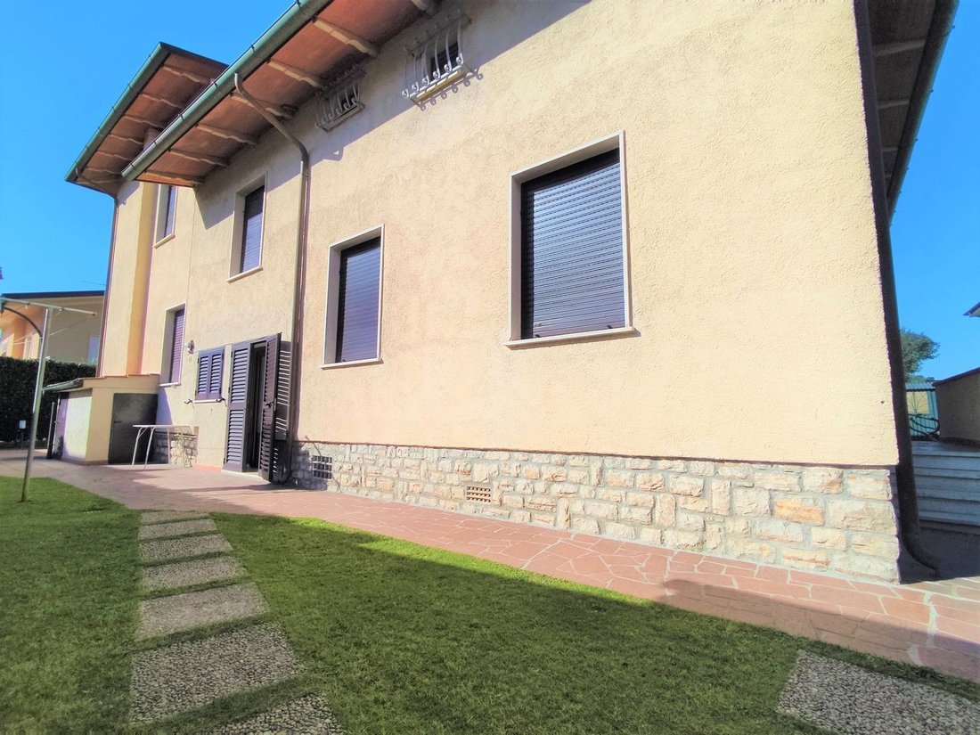 Villa in Tonfano, Pietrasanta, Italy 5 - 17294853