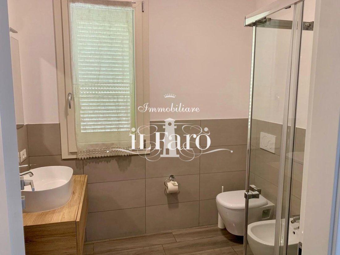 Villa in Capezzano Pianore, Camaiore, Tuscany 4 - 17294792
