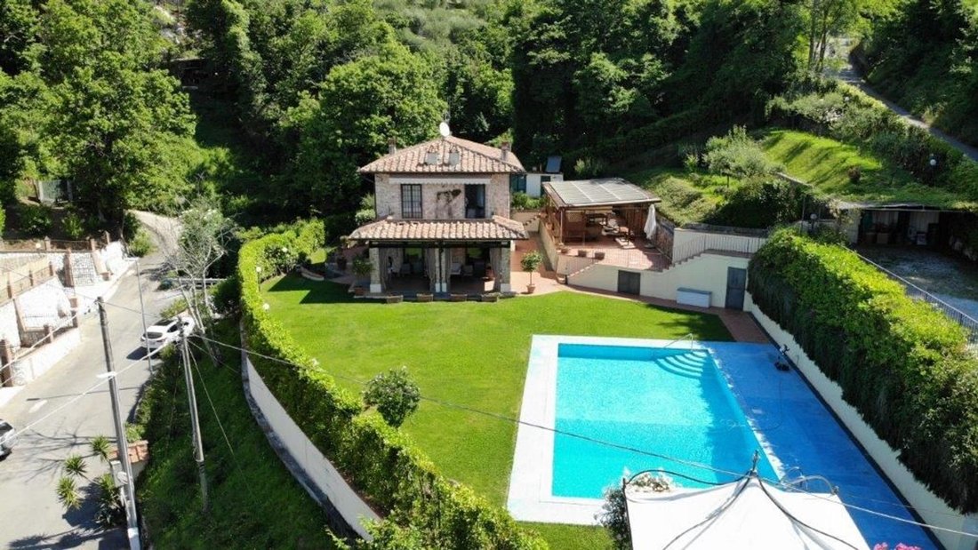 Villa in Camaiore, Tuscany, Italy 5 - 17294916