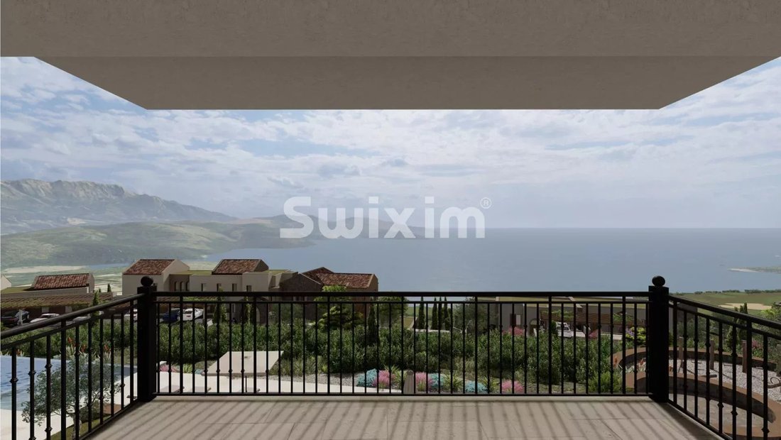 Apartment in Milovići, Tivat Municipality, Montenegro 2 - 14237402