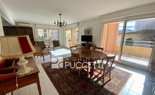 Apartment in Plan de Noves, Vence, France 1