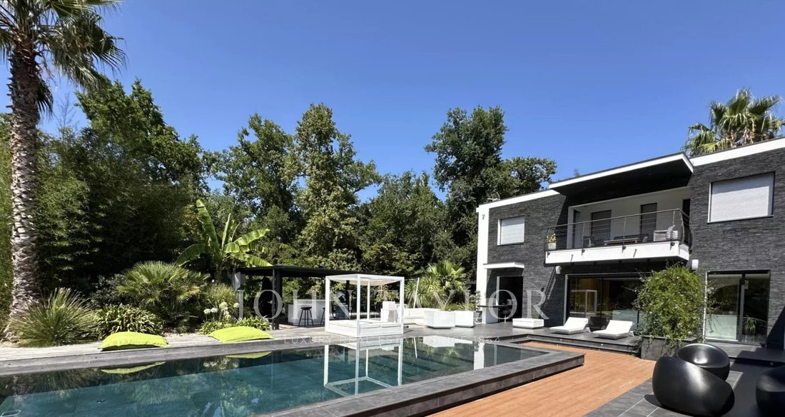 House in Bouliac, Nouvelle-Aquitaine, France 3 - 17293365