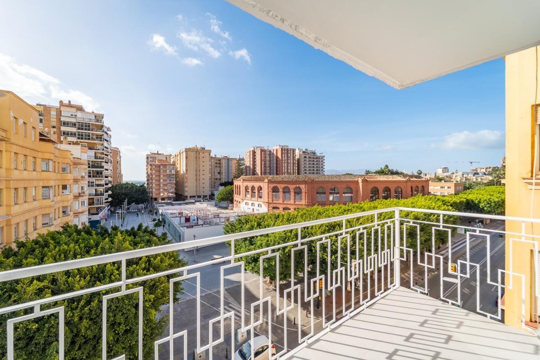 Apartment in Playa De La Malagueta, Centro, Malaga 1 - 17299192