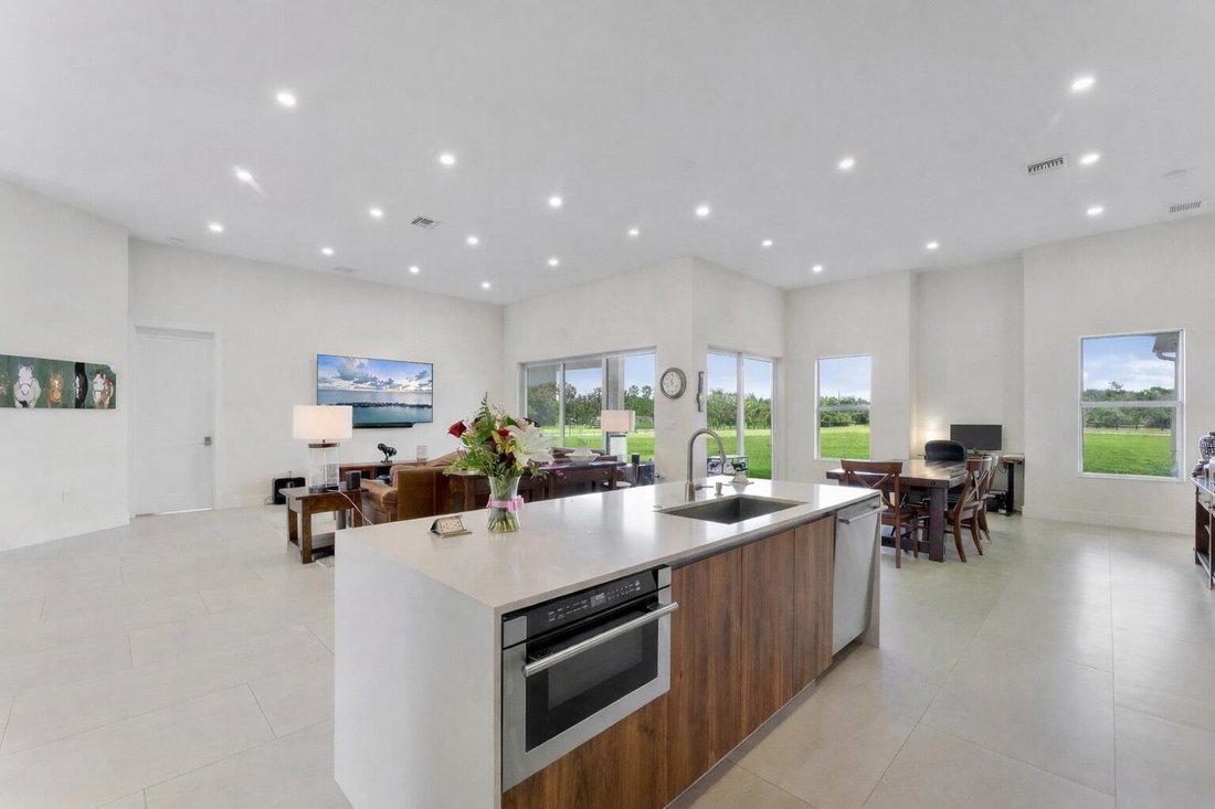 House in Wellington, Florida, United States 2 - 17293693
