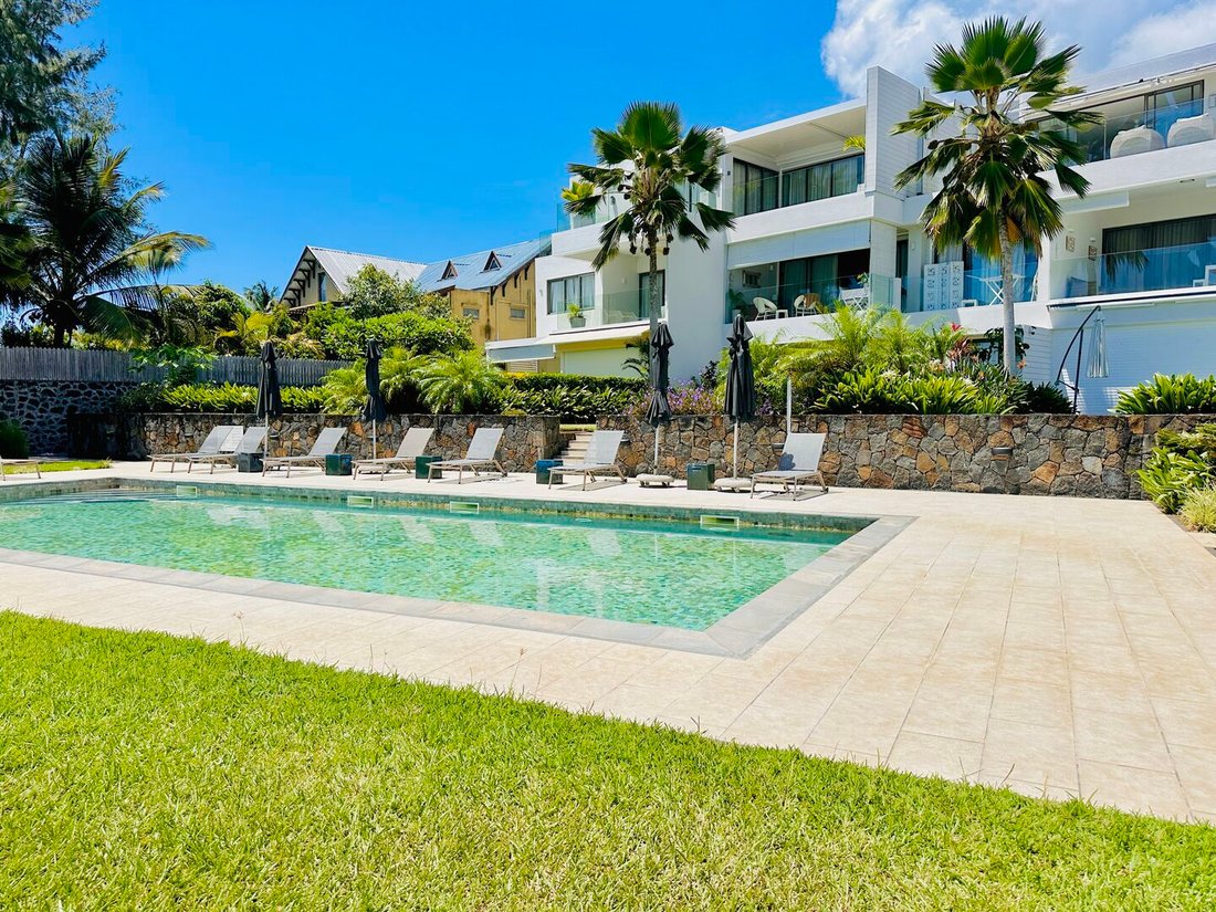 Apartment in Roches Noires, Rivière du Rempart District, Mauritius 1 - 17293119