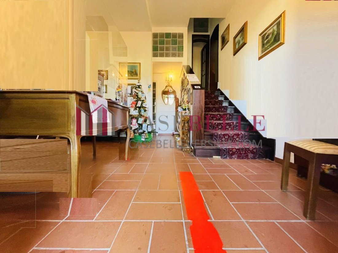 Villa in Viareggio, Tuscany, Italy 2 - 12569582