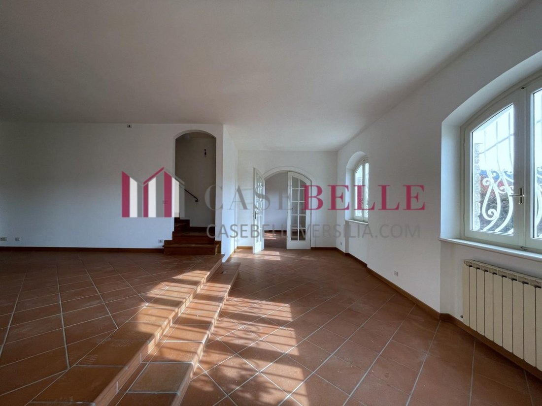 Villa in Camaiore, Tuscany, Italy 3 - 12748896