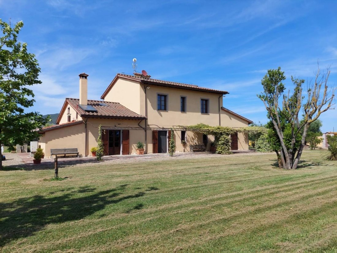 San Frediano a Settimo, Cascina, Tuscany 1 - 17294293