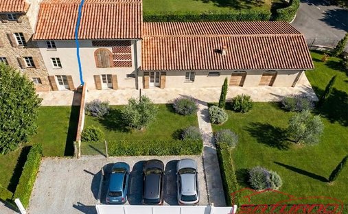 Country House in Verciano, Capannori, Tuscany 1