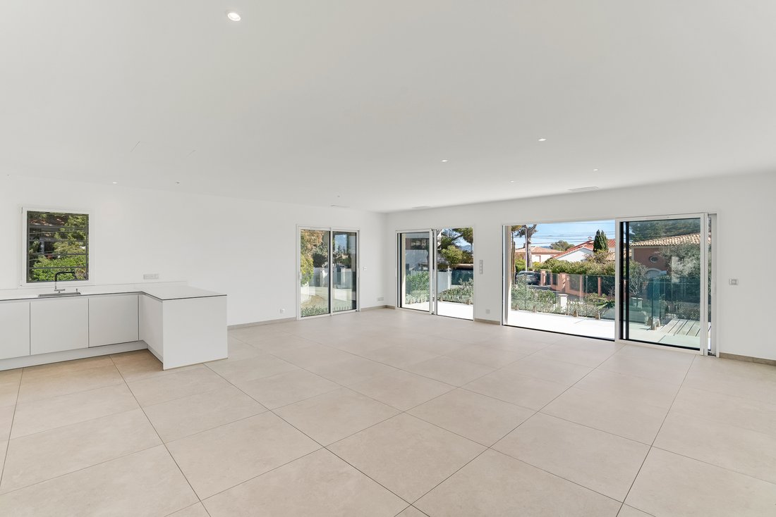 House in Sud, Cavalaire-sur-Mer, France 5 - 17294020